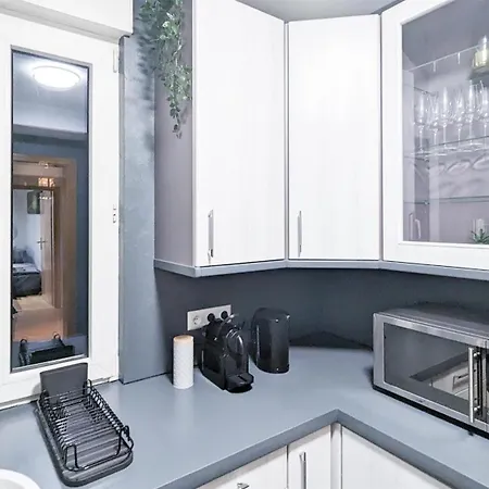 4 Zimmer 8 Personen Inet Ebk Wm Alfa * Stuttgart