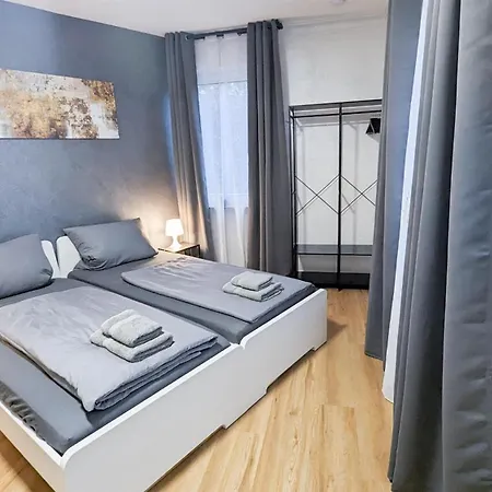 Apartamento 4 Zimmer 8 Personen Inet Ebk Wm Alfa Estugarda